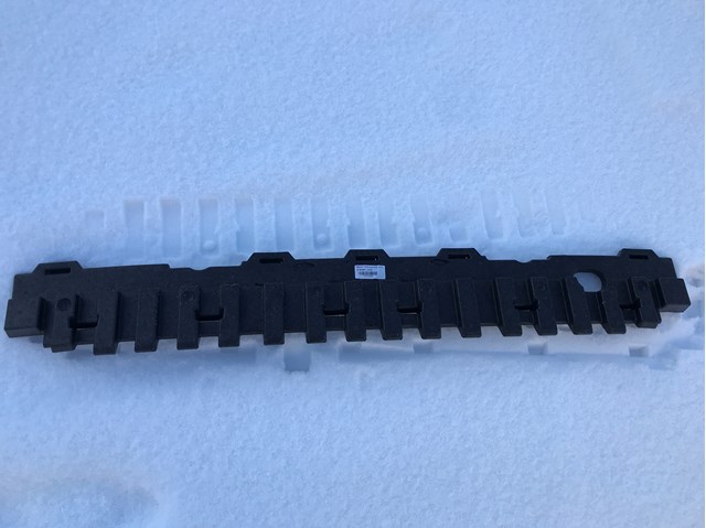 Наполнитель бампера переднего 51117462268 BMW