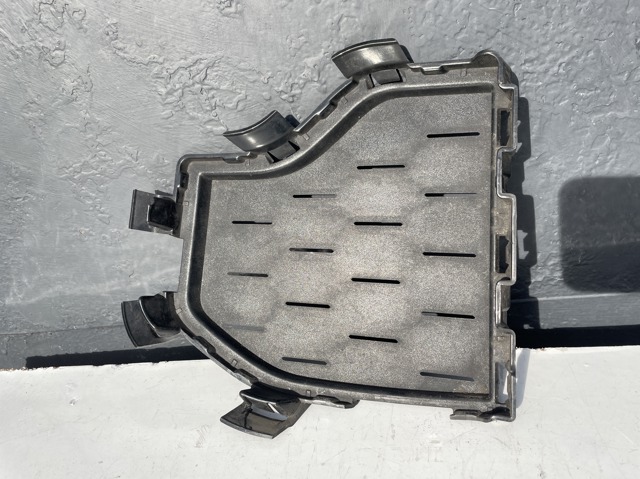 Решетка переднего бампера, левая 51118069213 BMW