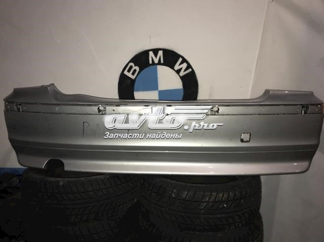 Задний бампер 51127030891 BMW