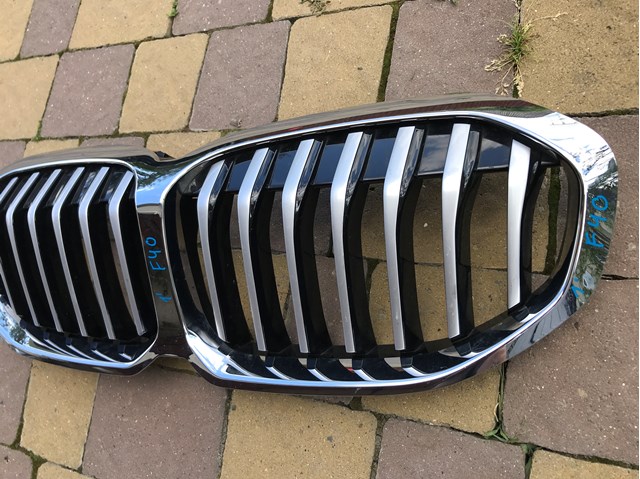 BMW 51135A39367 Решетка радиатора в наличии Ирпень