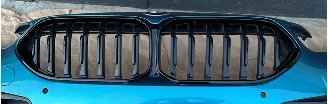 Облицовка радиатора 51135A39375 BMW