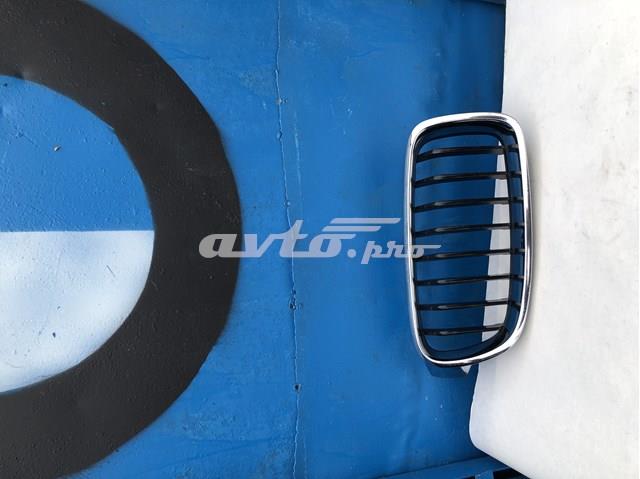 51137260498 BMW Решетка радиатора правая купить в Харьков