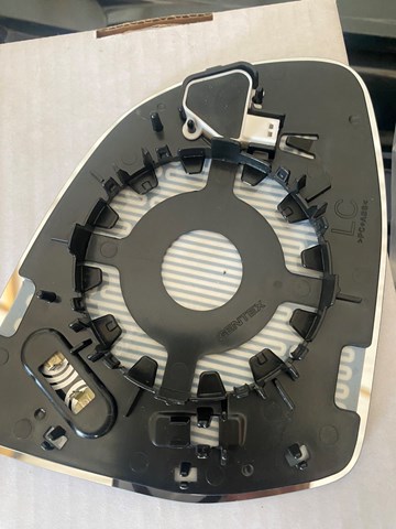 51167291219 BMW Стекло левого зеркала заднего вида купить в Черкассы