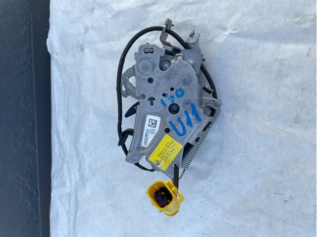 Замок капота, правый 51239880002 BMW