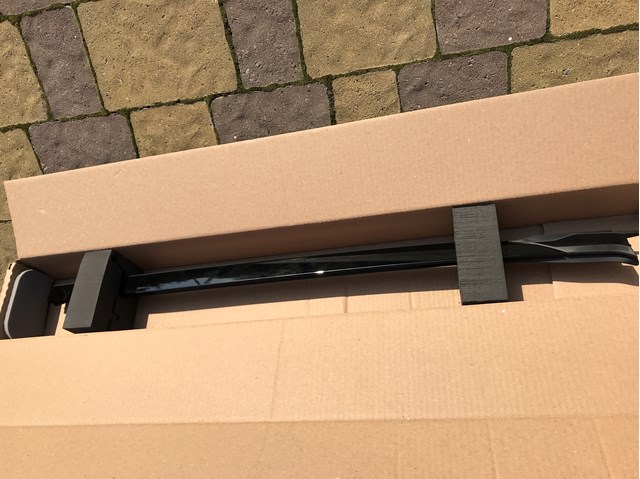 51317463527 BMW Молдинг лобового стекла левый купить в Львов