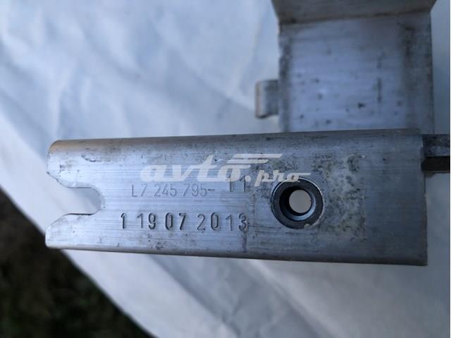 BMW 51647245795 Кронштейн передней балки в наличии Украина