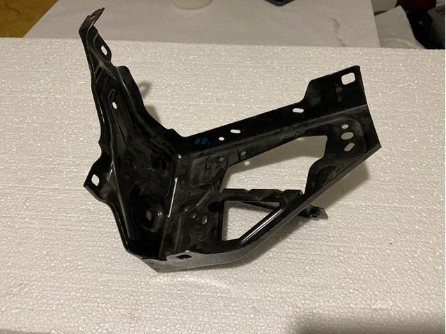 51647342501 BMW Кронштейн (адаптер) крепления фары передней левой купить в Хмельницкий