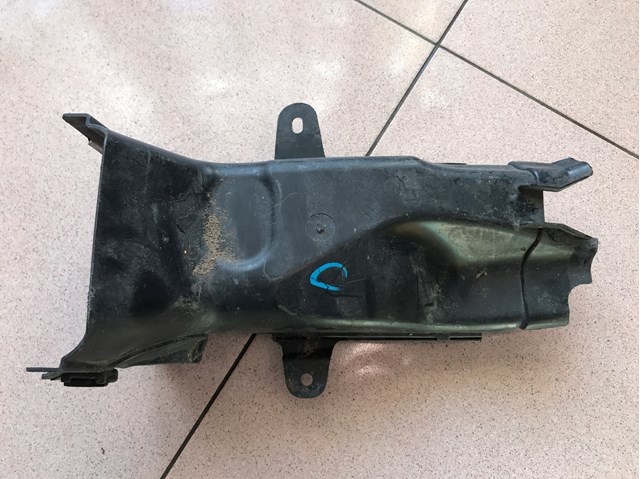 51747383852 BMW Воздуховод тормозного диска правый купить в Тернополь