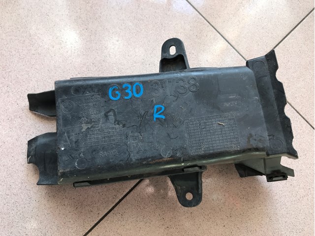 51747383852 BMW Воздуховод тормозного диска правый купить в Днепр