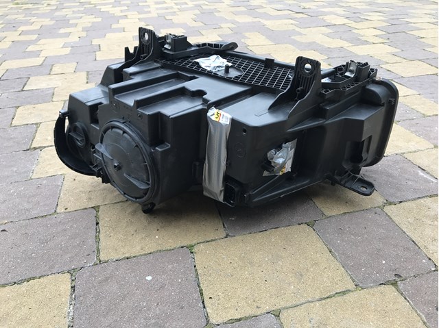 63117317104 BMW Фара правая купить в Львов