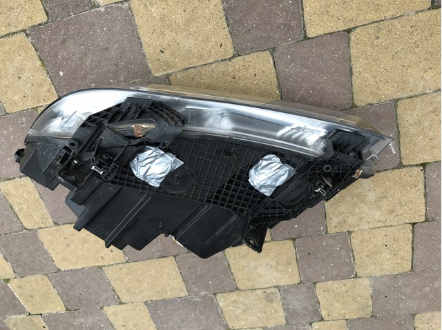 BMW 63117317104 Фара правая в наличии Полтава