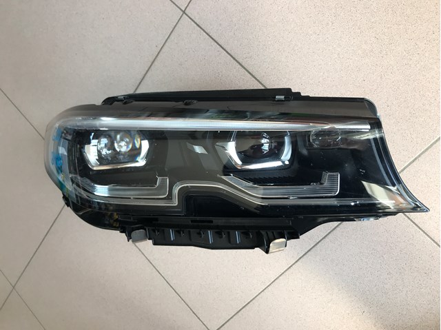 Фара правая 63118496160 BMW