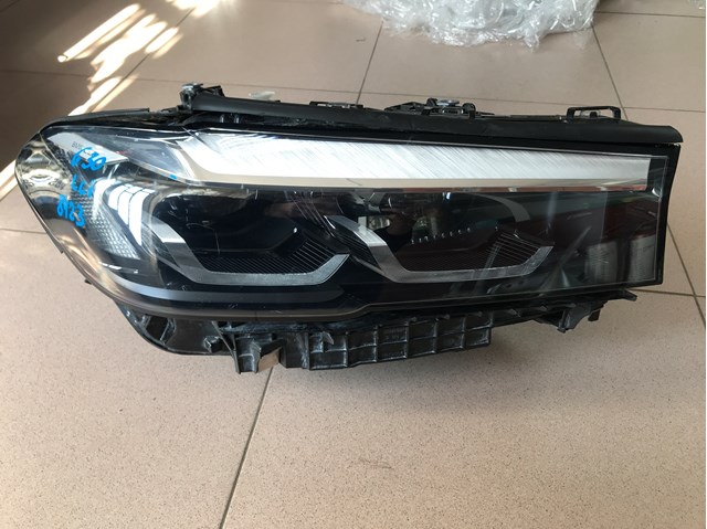 Фара передняя правая 63119479258 BMW