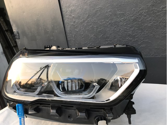63119481818 BMW Фара правая купить в Сумы