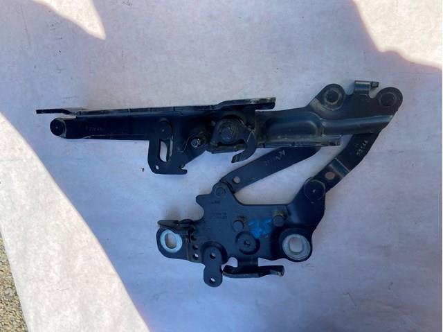 Завес капота, правый 7239416 BMW