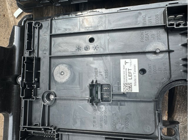 TESLA 149784702D Блок комфорта в наличии Украина