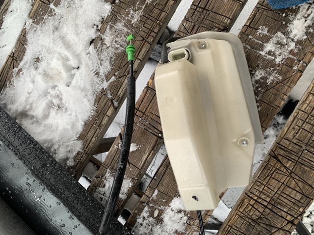 Замок двери водителя 150067200B TESLA