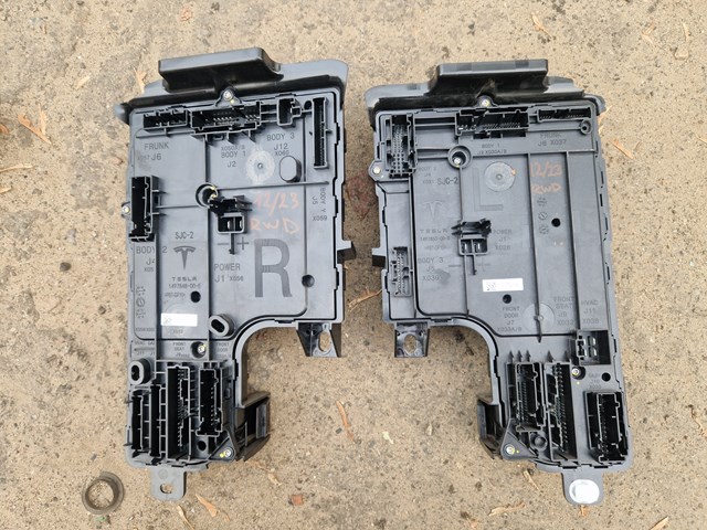 165764802A TESLA Блок комфорта купить в Полтава
