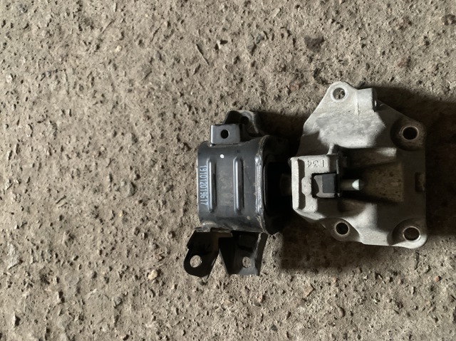 Подушка трансмиссии 21830J9100 HYUNDAI