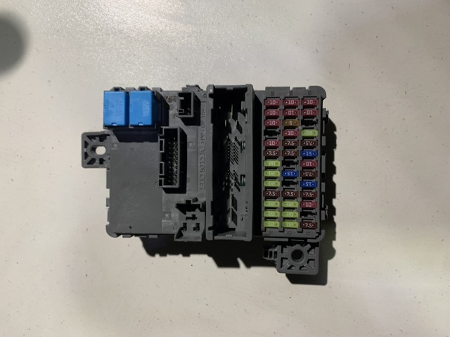 Панель предохранителей 38200TRWA01 HONDA