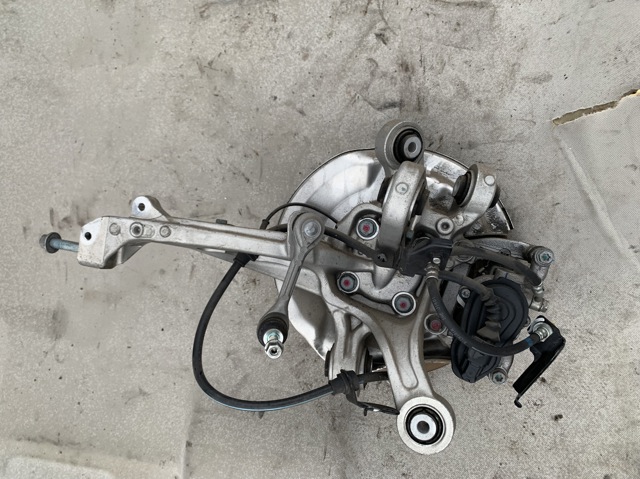 HONDA 52215TRTA01 Цапфа задняя левая в наличии Черновцы