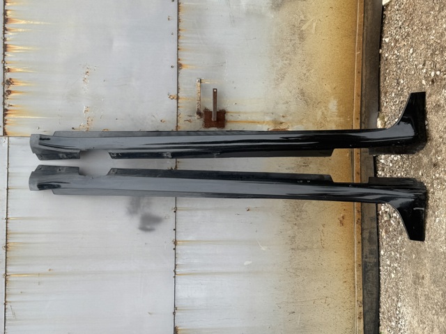 Накладка наружняя (молдинг) порога, правый 5RP20TZZAG CHRYSLER