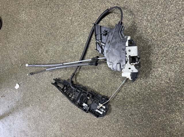 Запор кабины 68211097AB CHRYSLER