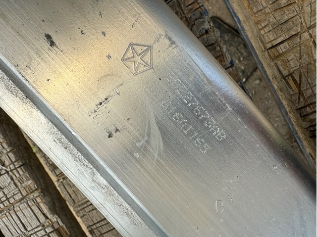 CHRYSLER 68227673AB Усилитель заднего бампера в наличии Каменское