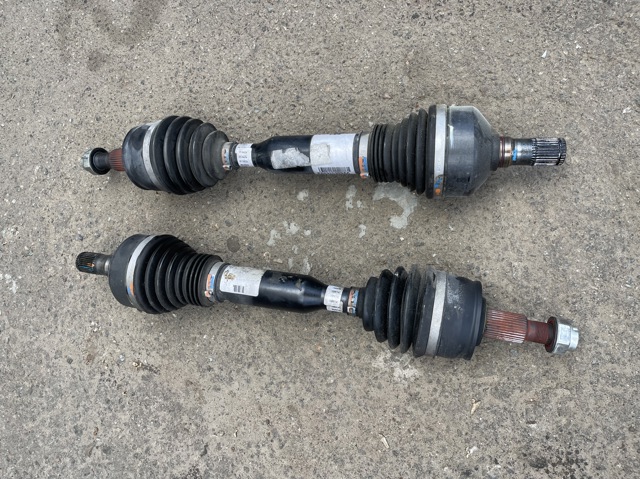 Левая полуось 68320309AA CHRYSLER