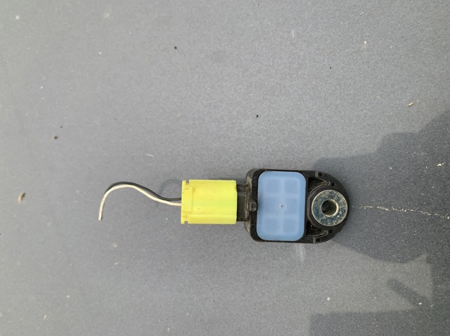 Датчик Эйрбэг передний 8917378010 TOYOTA