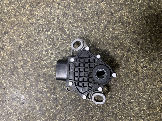 8945152040 TOYOTA Датчик положения селектора АКПП купить в Украина