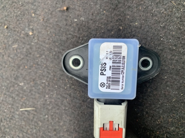 Датчик AIRBAG передний 95920J9100 HYUNDAI