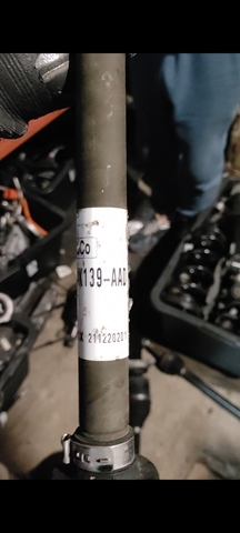 Полуось задняя, правая LX674K138AAB FORD