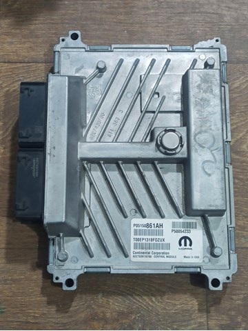 Компьютер двигателя 05150861AH CHRYSLER