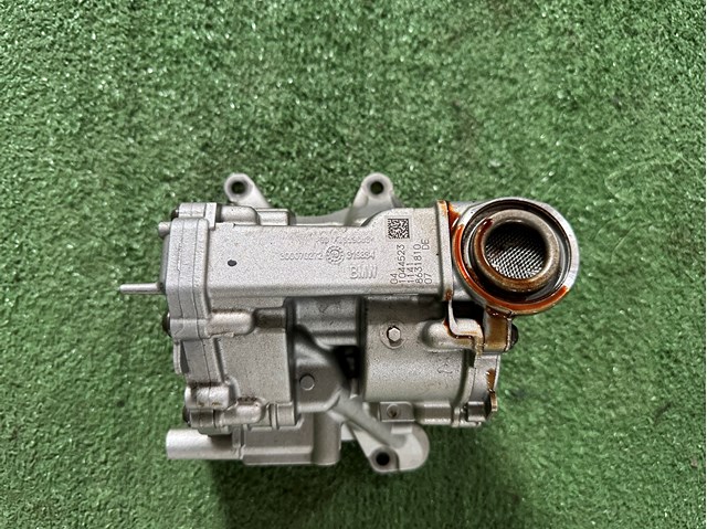 Насос масляный 11418631810 BMW