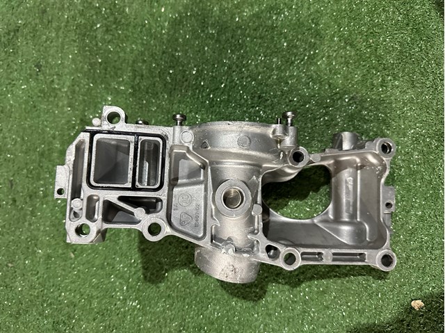 Помпа охлаждения 11517643067 BMW