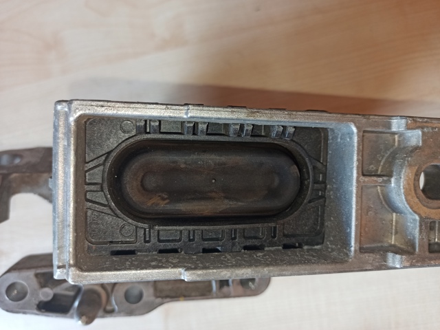 22118743621 BMW Правая подушка двигателя купить в Одесса