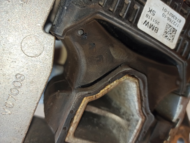 22118743621 BMW Правая подушка двигателя купить в Чернигов