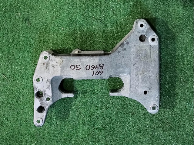Крепление кпп 22319485330 BMW