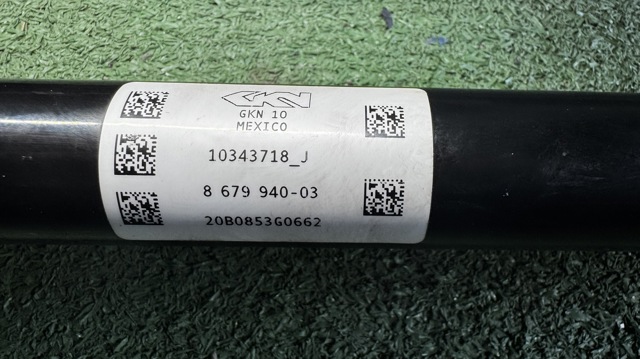 Полуось задняя, правая 33208679940 BMW