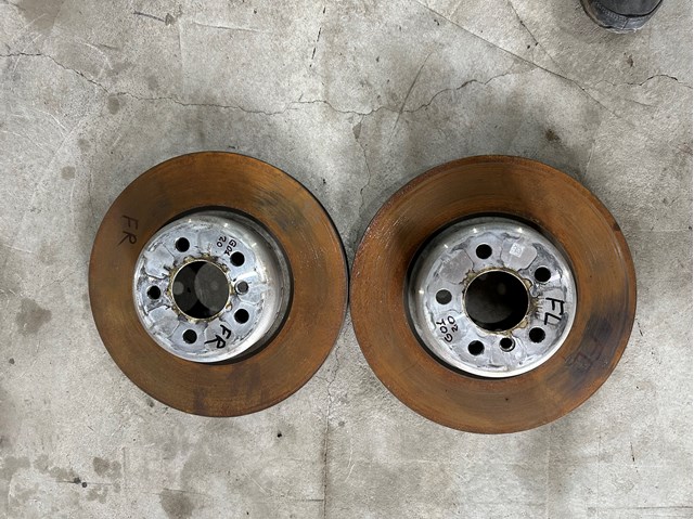 Передний тормозной диск Бмв 5