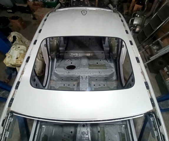Крыша кабины (кузова) 41007437663 BMW