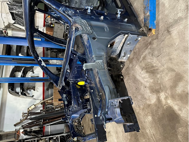 Лонжерон передний левый 41007481003 BMW