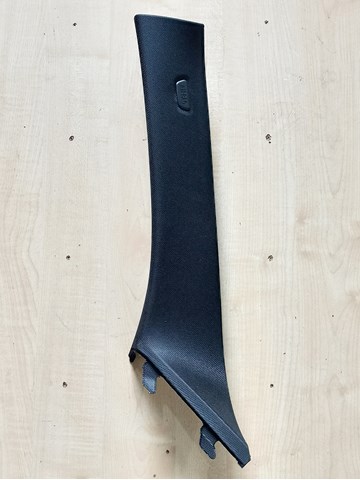 Обшивка стойки кузова внутренняя, передняя левая 51438072811 BMW