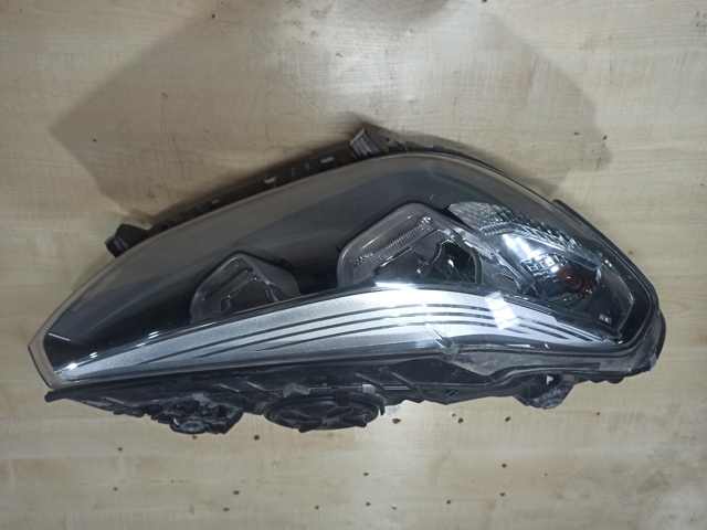 Фара основная правая 63117466128 BMW