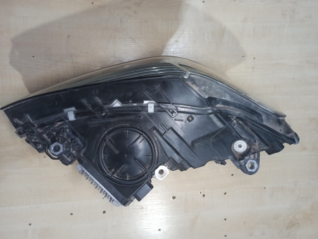 63117466128 BMW Фара правая купить в Ирпень