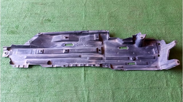 Защита днища, правая 68288235AB CHRYSLER
