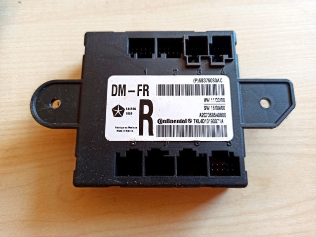 Блок комфорта передней двери 68376080AC CHRYSLER