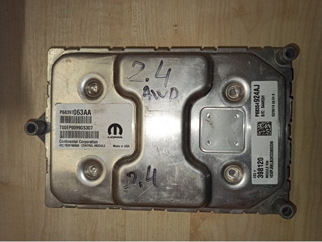 ЭБУ двигателем 68397063AA CHRYSLER