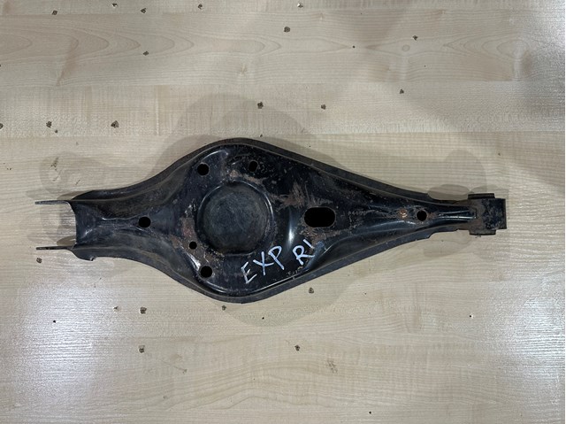 Рычаг задней подвески нижний, левый/правый 8A8Z5A649C FORD